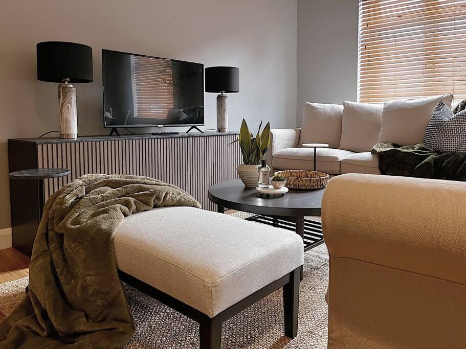 Modern Ground Floor Apartment 托德莫登 外观 照片