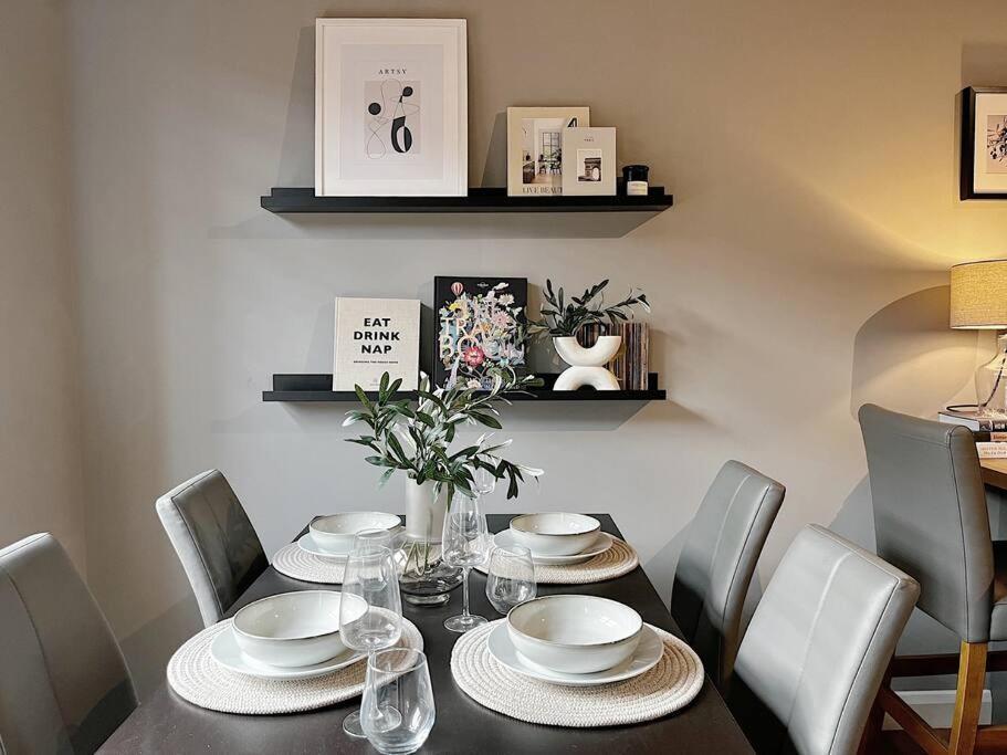 Modern Ground Floor Apartment 托德莫登 外观 照片
